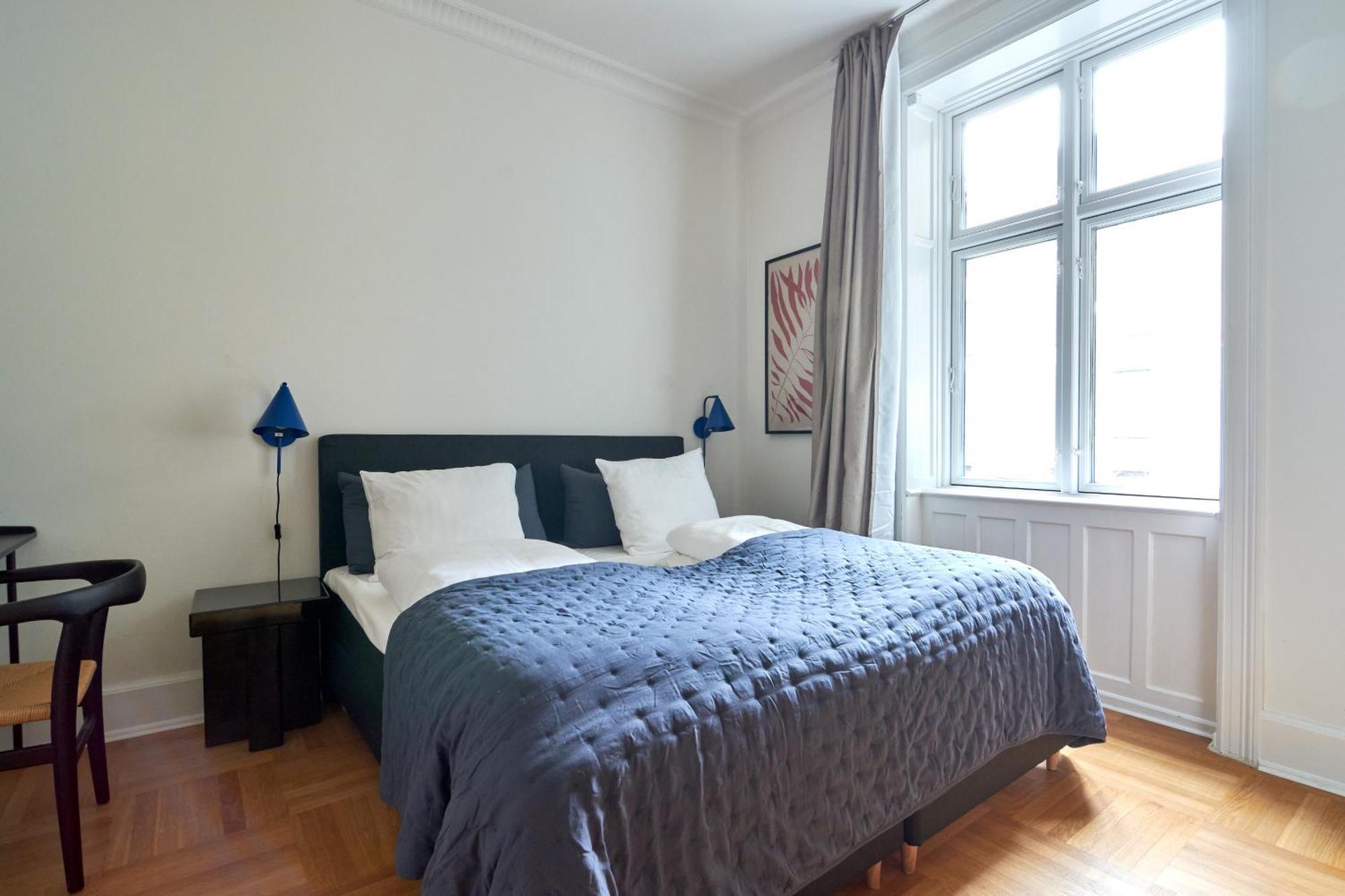 Spacious 3 Bedroom Manor Flat Next To Tivoli Kopenhag Dış mekan fotoğraf